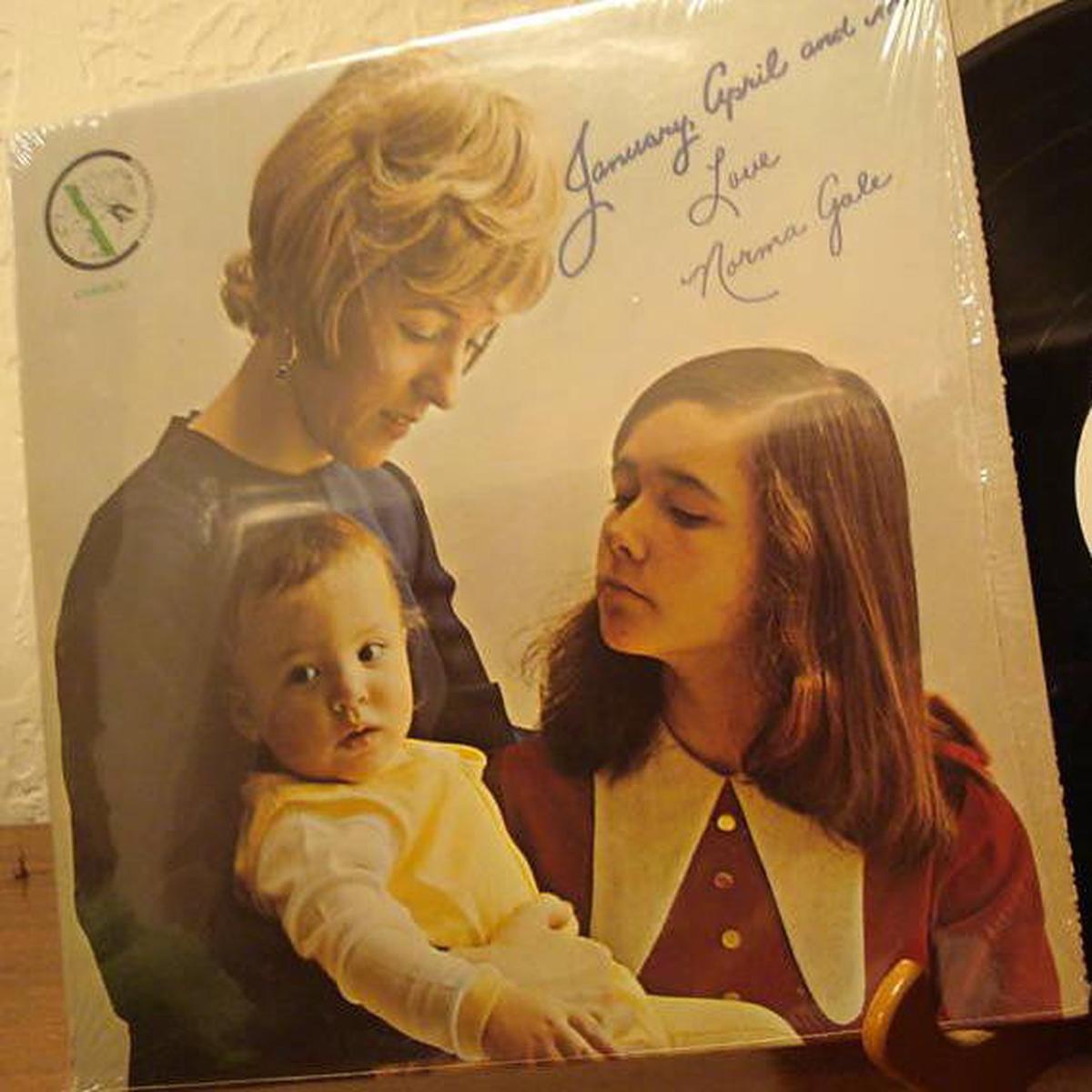 Norma Gale January, April And Me 1971- Country Folk (Vinyl)