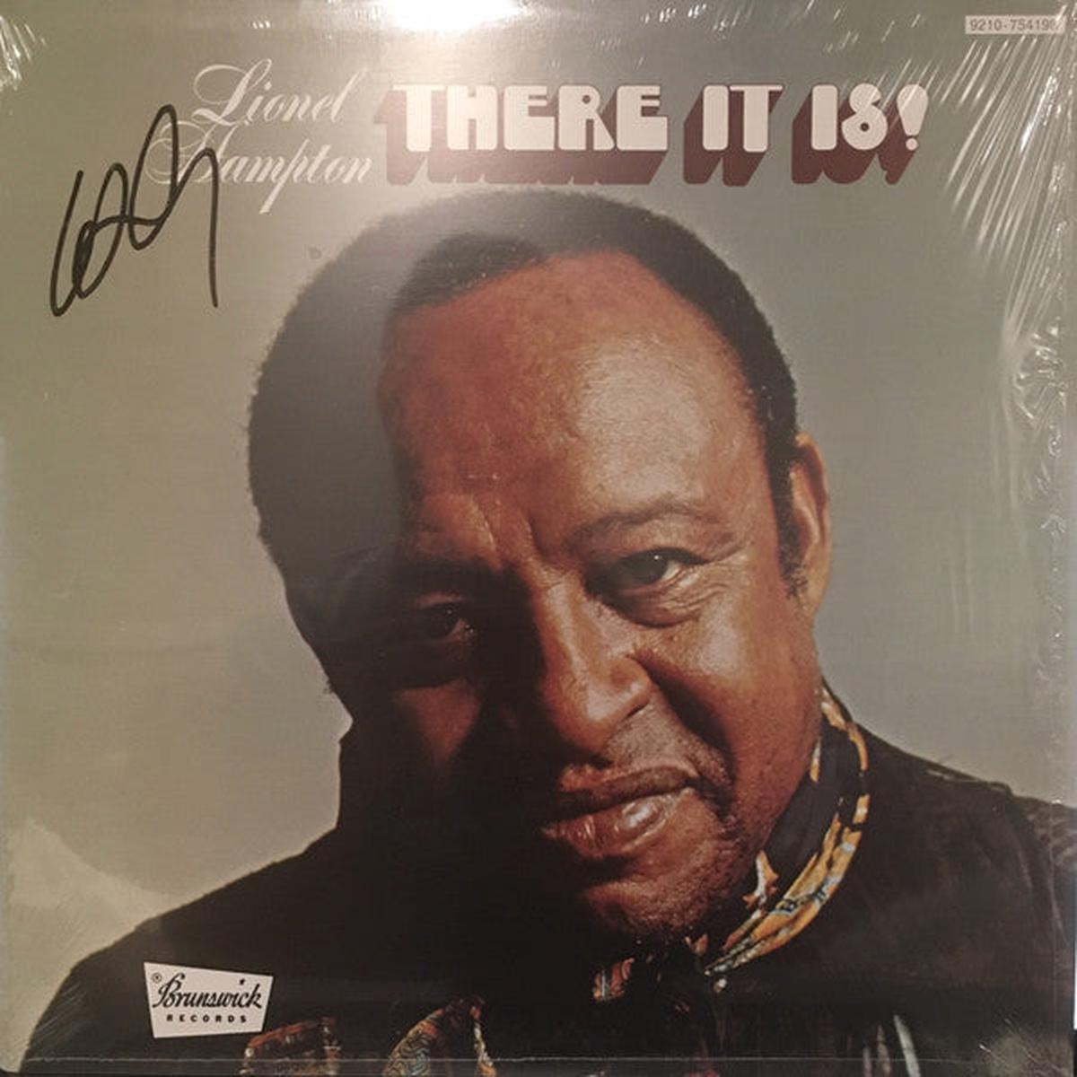 Lionel Hampton There It Is! - 1973-Funk / Soul Style:Rhythm & Blues, Funk ( Vinyl )
