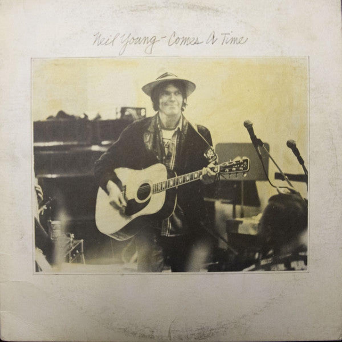 Neil Young Comes A Time -1978 - Folk Roc , Classic Rock (vinyl)